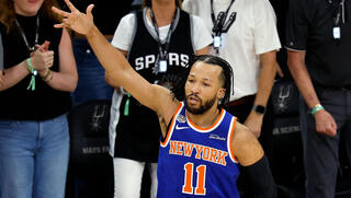 בתום מותחן אדיר: הניקס אלופת ה-NBA