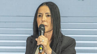 שבי שמר, סמנכ"ל ומנהלת החטיבה הקמעונאית מזרחי טפחות