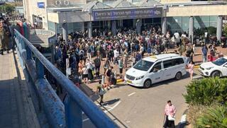 אחרי הכאוס ברכבת: סמנכ"ל המטענים הוצא לחופשה
