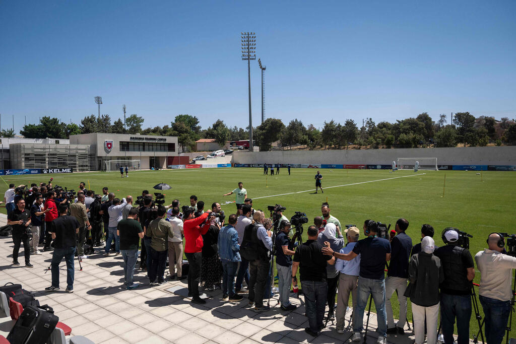 Journalists in Jordan's training (Photo: Jewel SAMAD / AFP) העיתונאים במתקן האימונים בירדן