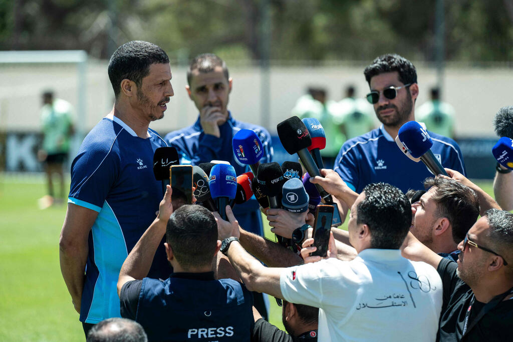 Jordan national team coach Jamal Sellami (Photo: Jewel SAMAD / AFP) ג'מאל סלאמי