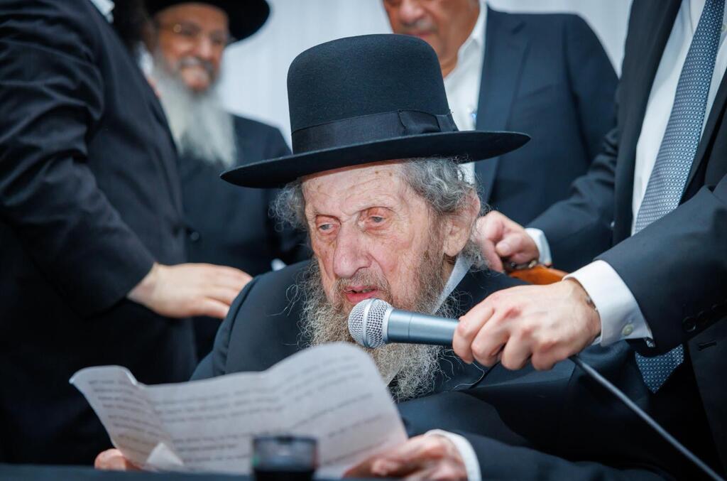 Rabbi Dov Lando, the leader of the Lithuanian Haredi public (Photo: Daniel Nafoosi) הרב לנדו בנאומו במונסי