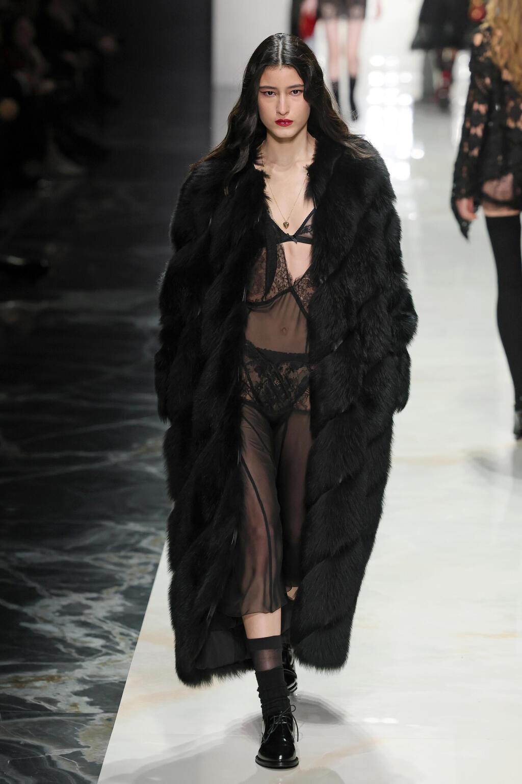 Dolce & Gabbana’s fall-winter 2026-27 show (Photo: Vittorio Zunino Celotto/Getty Images) תצוגת סתיו-חורף 2026-27 של דולצ'ה אנד גבאנה