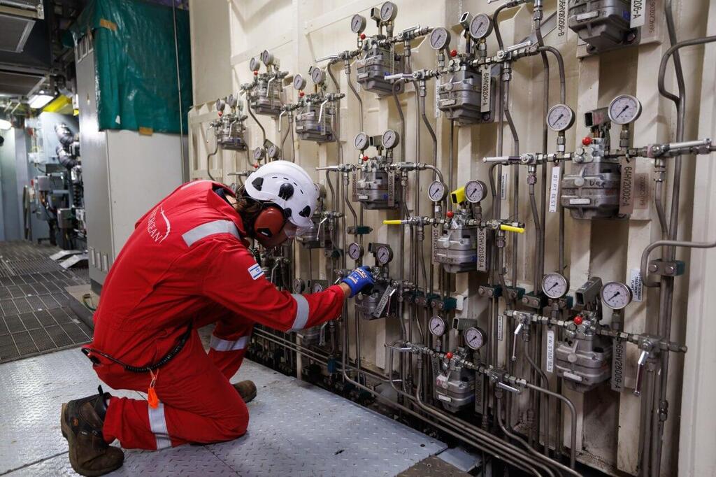 Life and work on the rig are conducted entirely separate from the mainland (Photo: Ziv Koren) אסדת הגז הטבעי כריש