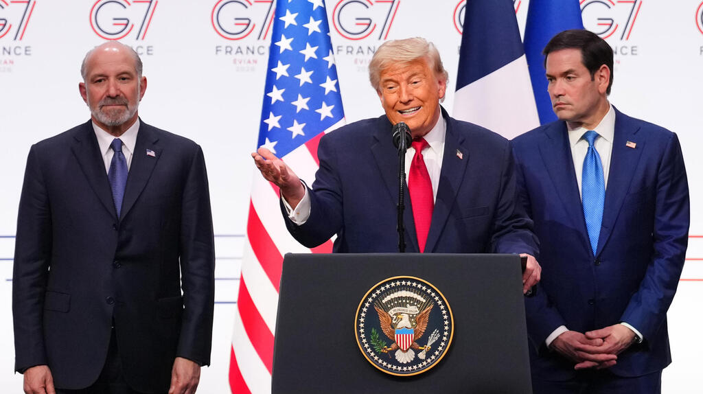 טראמפ: "רק טיפשים רוצים להמשיך להפציץ באיראן. המצר לא היה נפתח גם בעוד שנתיים"