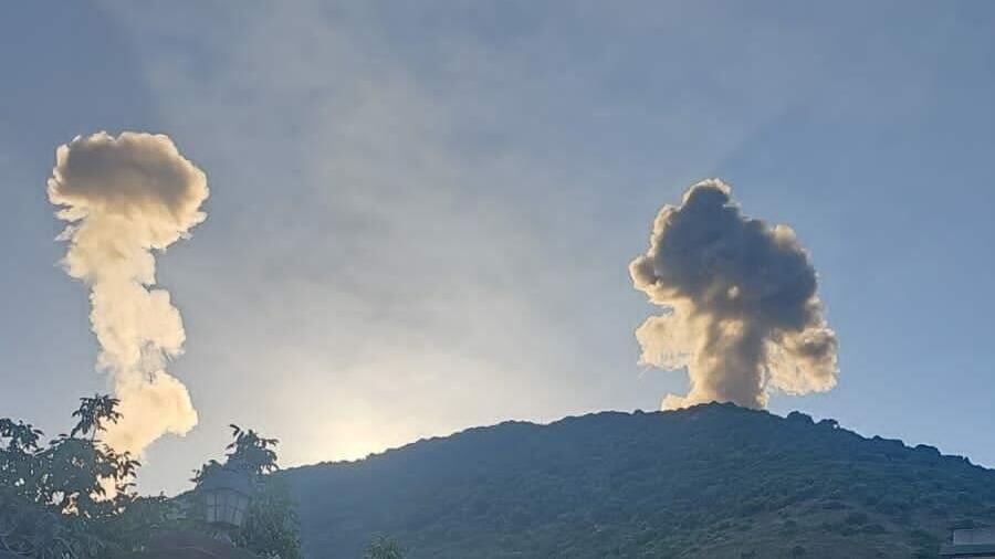 Strikes near the ridge, close to Nabatieh, today תקיפות בדרום לבנון, אזור א-נבטיה
