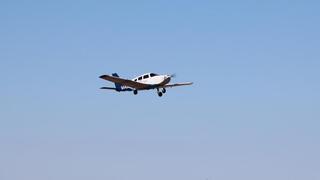מטוס פייפר PA 28