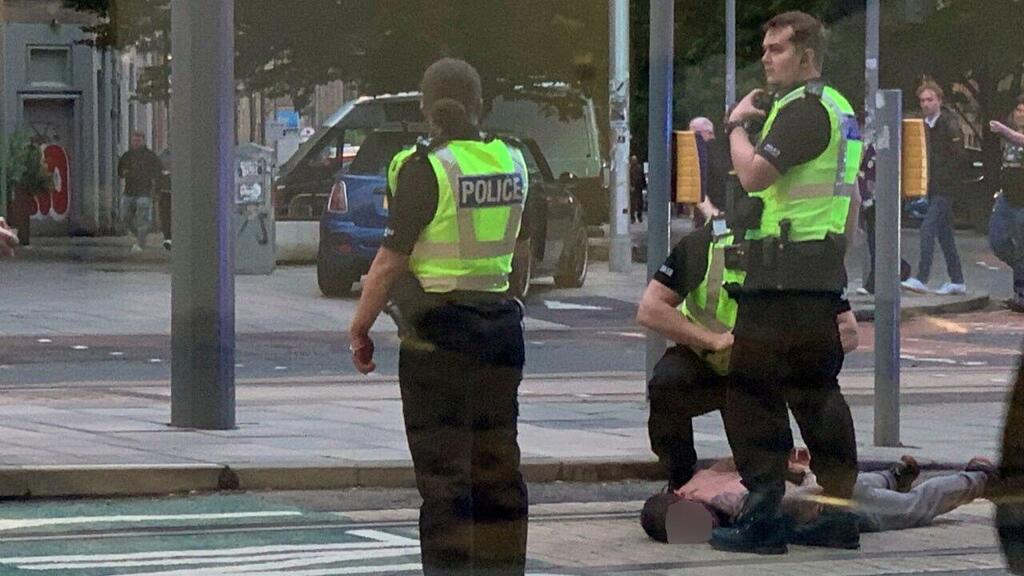 Police arrests the suspect בריטניה מסע דקירות נגד מוסלמים סקוטלנד אדינברו