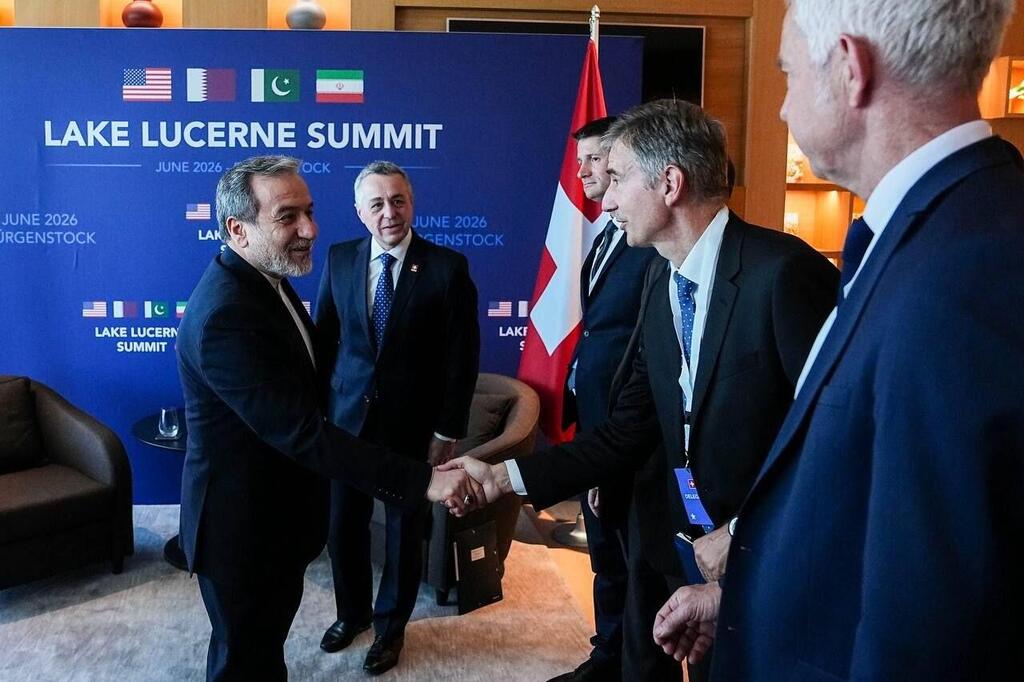 Araghchi arrives at talks עראקצ'י בהגעתו לשיחות בשווייץ