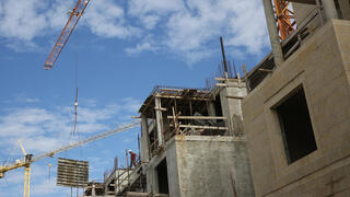 YE2213006.jpg