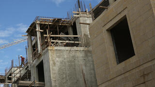 YE2213006.jpg