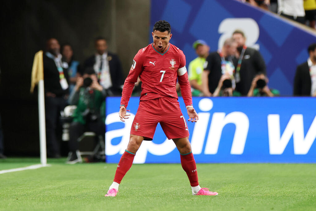 Ronaldo also was in the crosshairs (Photo: Charlotte Wilson/Getty Images) רונאלדו