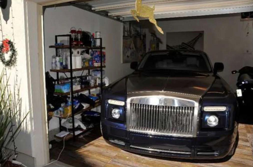 Shachar's Rolls-Royce Phantom (Photo: United States District Court) הרולס רויס של אורן דוד שחר מכספי ההונאה
