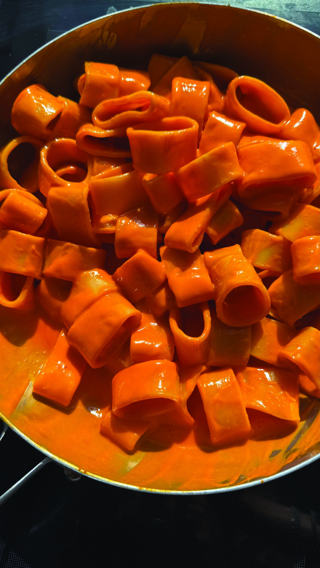 Cherry tomato butter pasta (Photo: Coral Hota) פסטה בחמאת עגבניות שרי