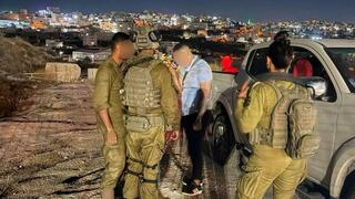 העברת החייל לידי המנהל האזרחי