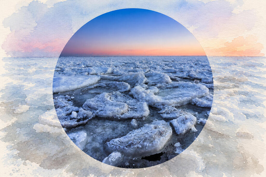 The separation zones both influence the warming of the Baltic Sea and are altered by it. Ice on the Baltic Sea coast in Poland 