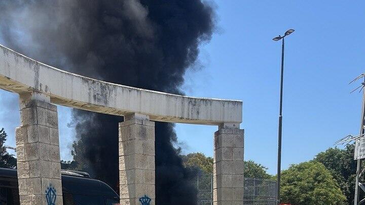 תוך שעות, פיצוץ רכב נוסף בגוש דן: גבר אותר מחוסר הכרה, "רכבים עפו"