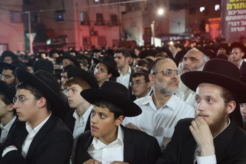 מחאת חרדים כנגד מעצר בני הישיבות בבני ברק