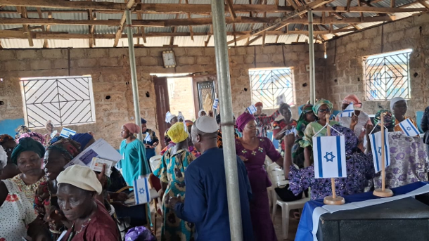 Nigerian Christian Midwives Hold Prayer Session for Israel 