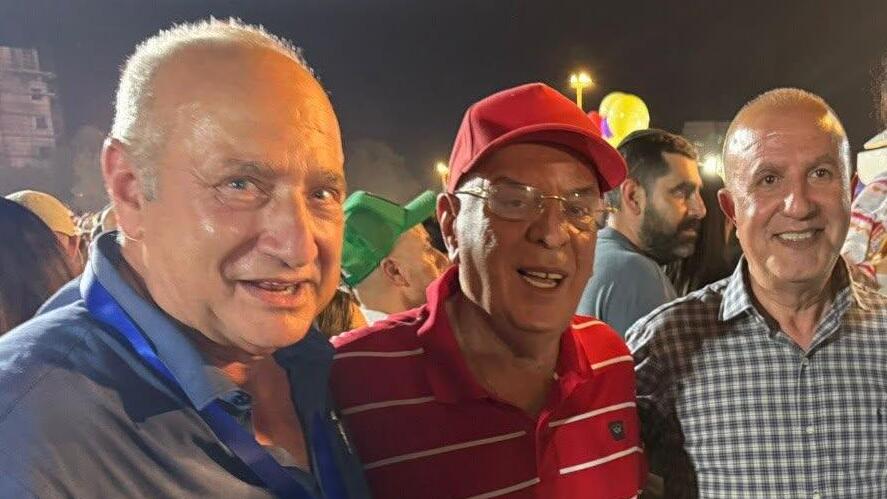 Заммэра Ашдода Шимон Кацнельсон и мэр города д-р Йехиэль Ласри 