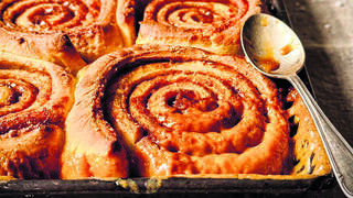  Aviva Siegel’s famous cinnamon rolls