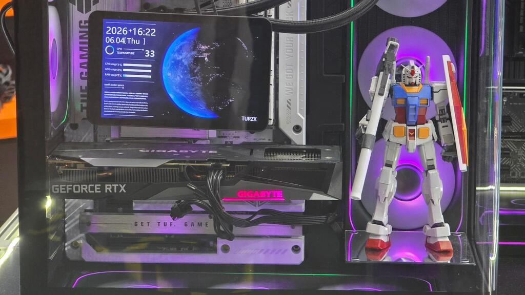 Gaming, once the heart of Computex, has not disappeared but has shifted toward powerful handheld gaming consoles (Photo: Raphael Kahan) מתוך תערוכת Computex 2026