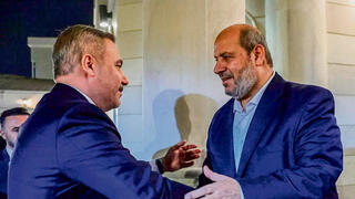 חליל אל־חיה בפגישה בקטאר. כישלון ישראלי