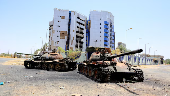 A view of damaged tanks in front of the Central Bank of Sudan building, after the Sudanese army deepened its control over Khartoum from the Rapid Support Forces (RSF), in Khartoum, Sudan (Photo: Reuters) A view of damaged tanks in front of the Central Bank of Sudan building, after the Sudanese army deepened its control over Khartoum from the Rapid Support Forces (RSF), in Khartoum, Sudan