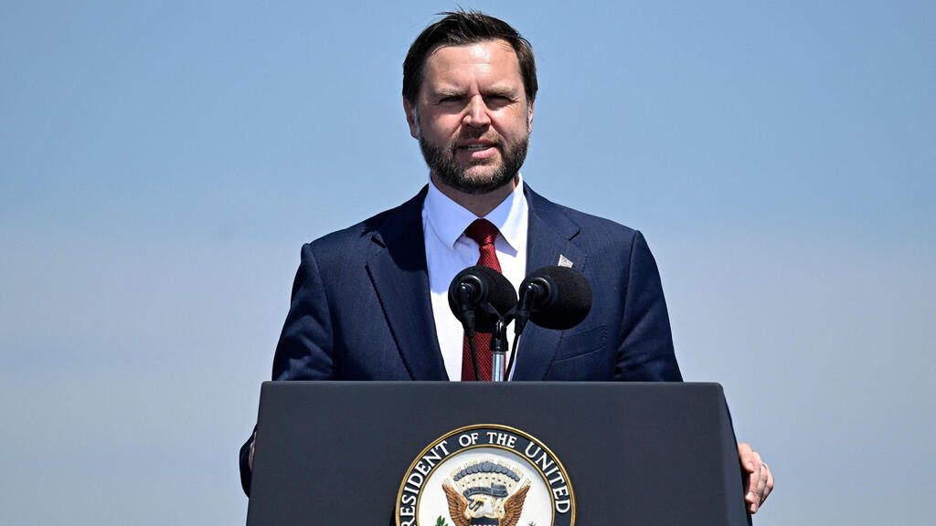 Vice President JD Vance (Photo: Vincent Alban / GETTY IMAGES NORTH AMERICA / AFP) המטס לכבוד יום העצמאות האמריקאי
