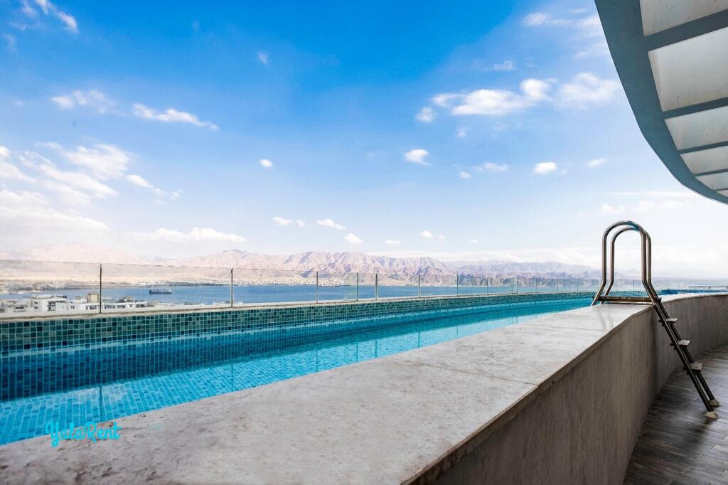 Yuval Raphael’s Eilat hospitality complex, which housed evacuees (Photo: PR) מתחם אירוח באילת של יובל רפאל ששיכן מפונים