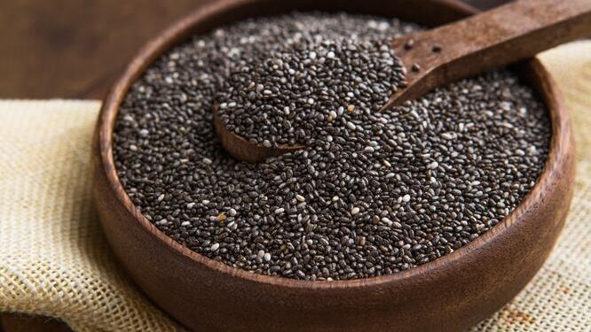 Chia seeds (Photo: Sokor Space / shutterstock) זרעי צ׳יה