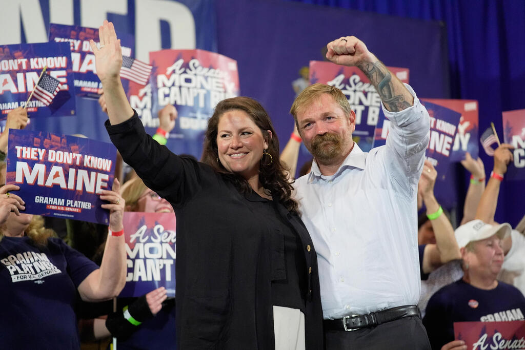 Platner and wife Amy Gertner (Photo: AP Photo/Robert F. Bukaty) גרהאם פלטנר מועמד הדמוקרטים לסנאט במדינת מיין