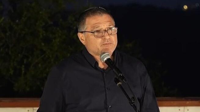 ראש השב"כ דוד זיני, בקולו: "אני נאמן לדרג הנבחר" | ומה כינה "קשקוש בלבוש"?