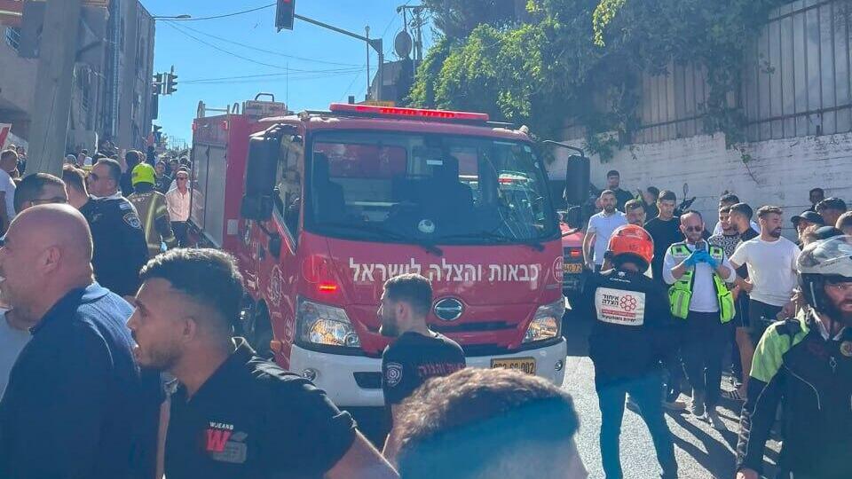 На месте ЧП в Иерусалиме (Фото: Служба пожарной охраны) הזירה בשכונת א-טור