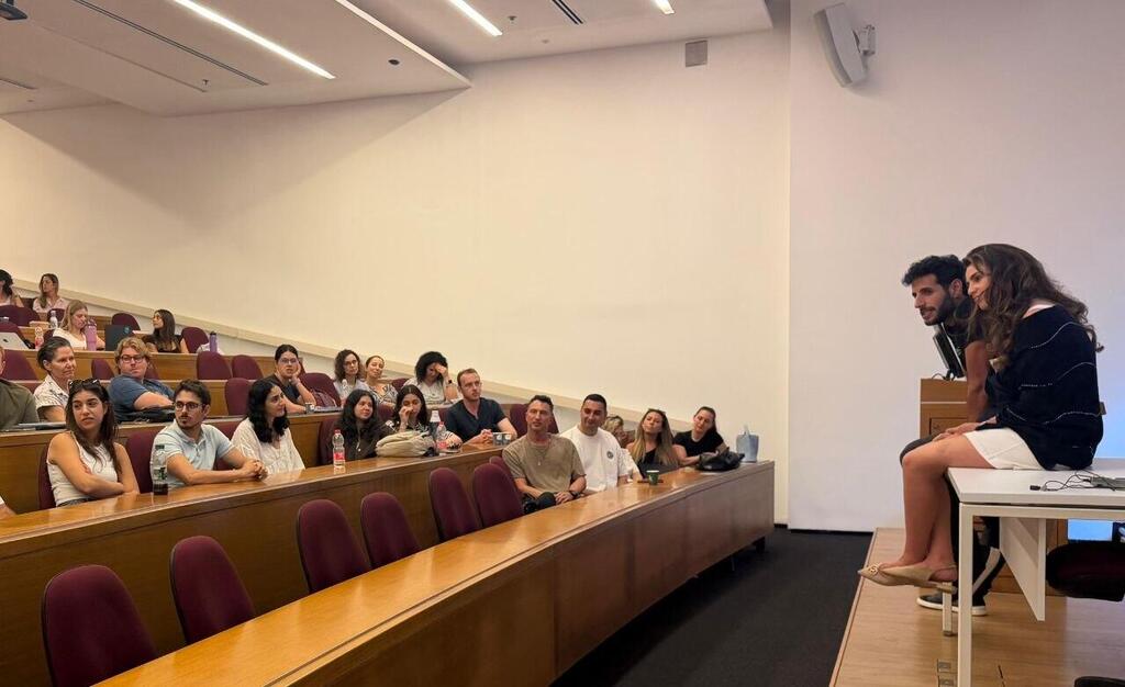 During the session, Yassin spoke about his career, including his decision to leave the technology sector to become a full-time content creator (Photo: Courtesy of Reichman University) Digital creator Nas Daily (Nuseir Yassin) visited Reichman University