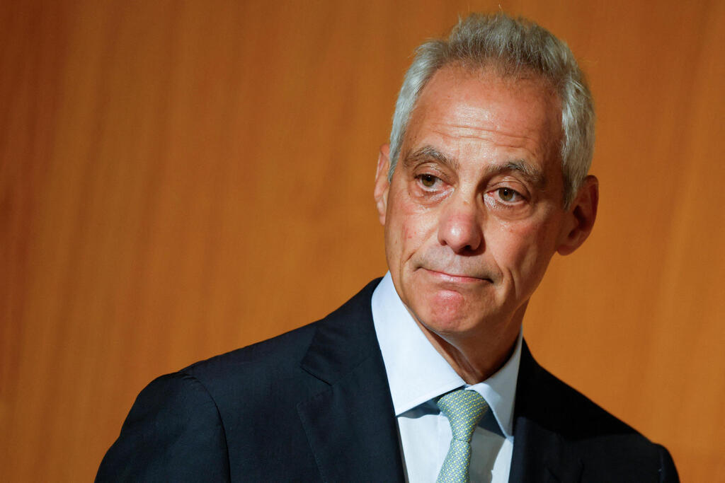 Rahm Emanuel. 'Trump fell asleep at the steering wheel' (Photo: Amir Cohen/Reuters) רם עמנואל