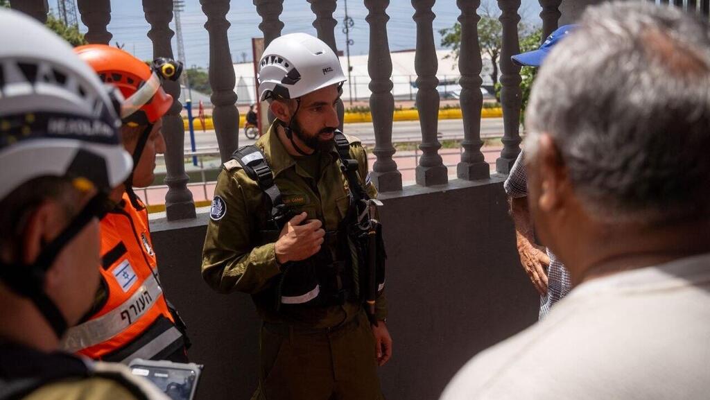 Avi Cohen. 'People say, ‘Thank God,’ ‘Thank you for coming.’' (Photo: IDF Spokesperson) משלחת פיקוד העורף הישראלי בונצואלה