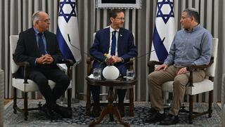 זיני לסולברג: "בכל הנוגע לבחירות - שב"כ כפוף לך"