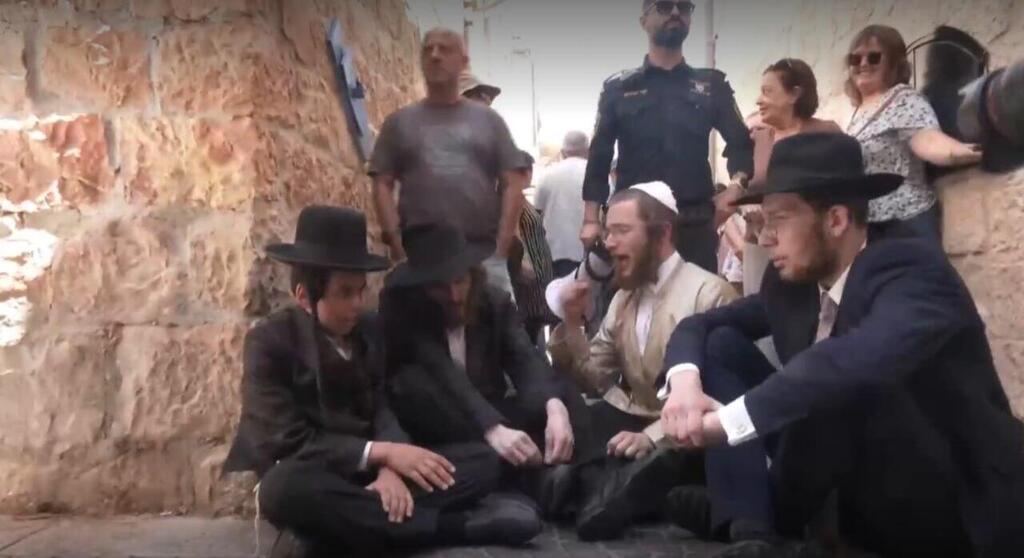 Photo: Gil Yochanan פינוי המפגינים בירושלים