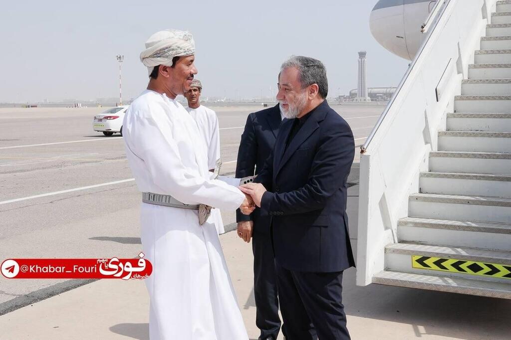 Iranian Foreign Minister Abbas Araghchi arrived in Oman on Friday עבאס עראקצ'י בעומאן