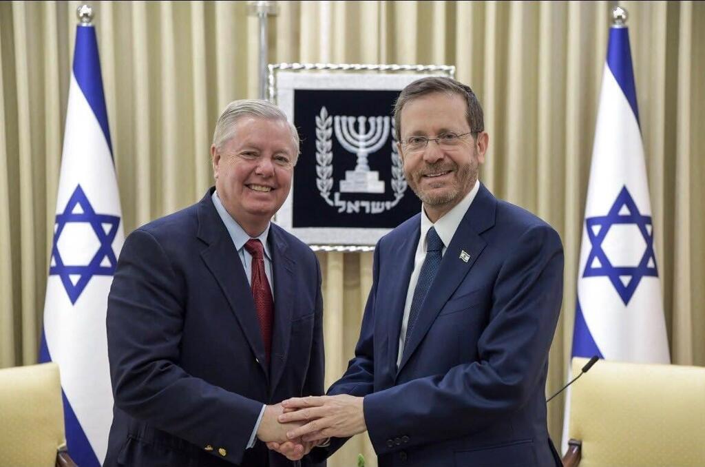 Graham and President Isaac Herzog גרהאם והרצוג