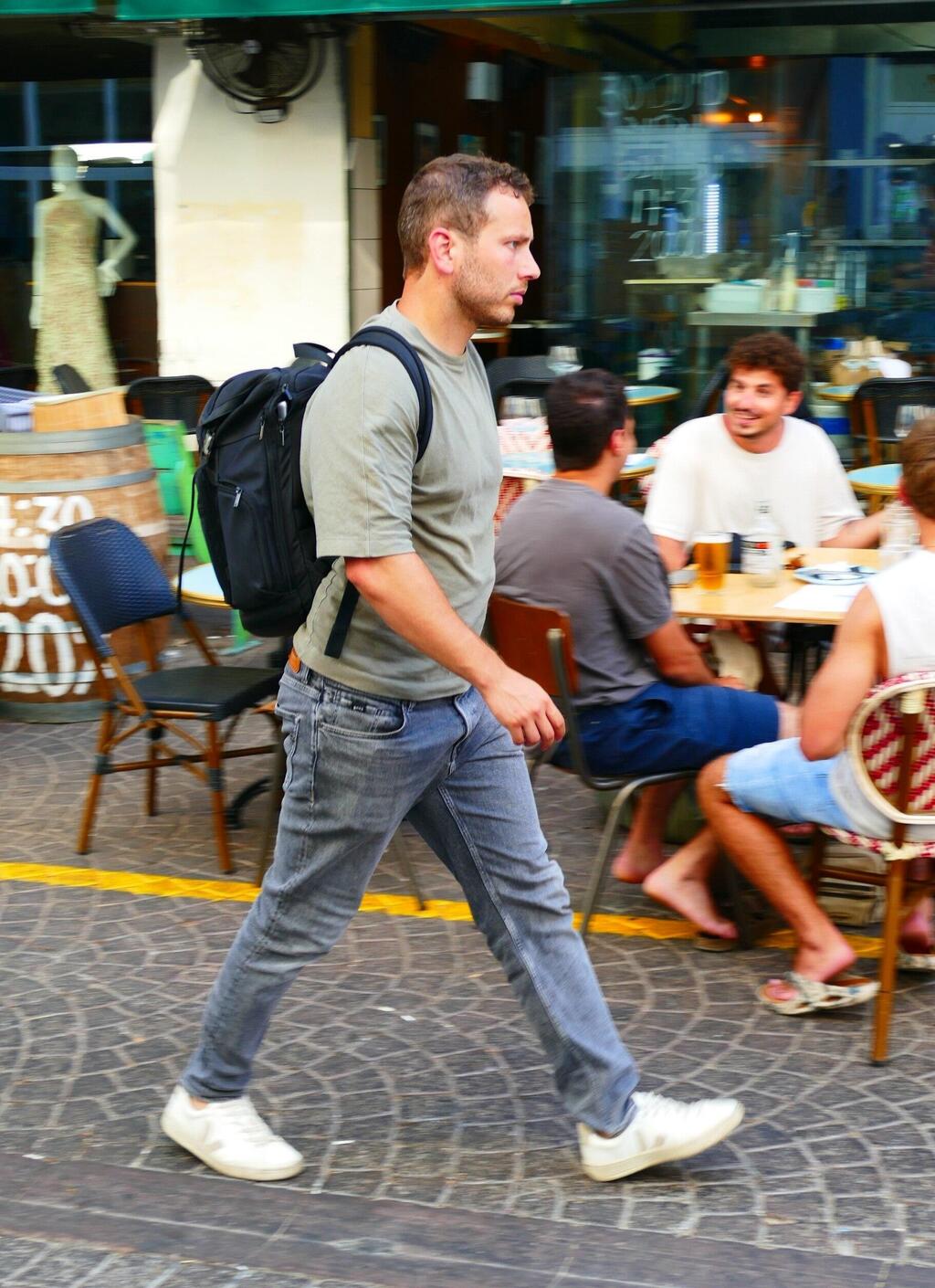 ראית שיש תאריך לבחירות? (צילום: אמיר מאירי) פפראצי אבנר נתניהו יולי 2027