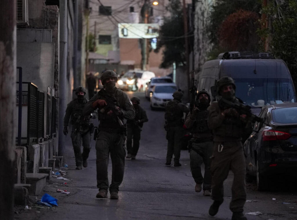 Photo: Israel Police פשיטת הענק של המשטרה ברחבי הארץ