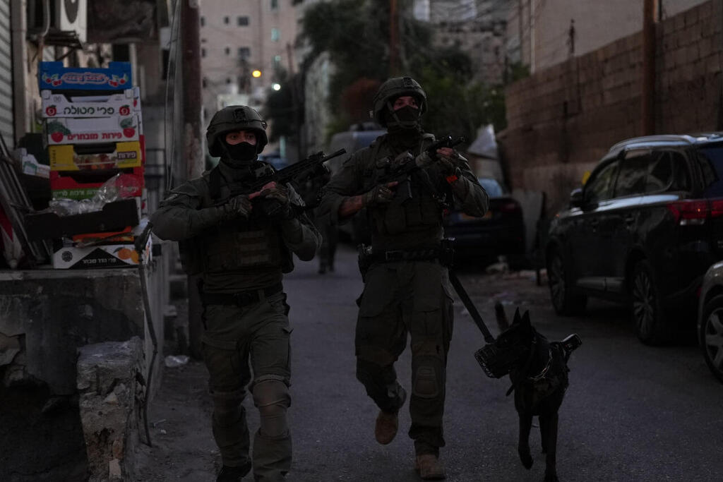 Photo: Israel Police פשיטת הענק של המשטרה ברחבי הארץ