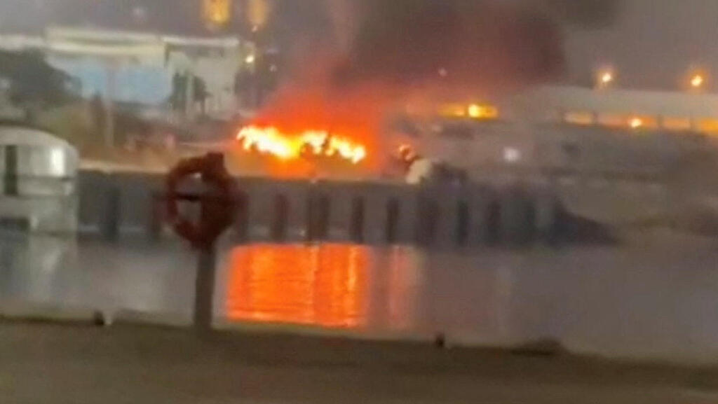 US attack on Kish Island (Photo: Social media/via Reuters) תקיפות איראן ארה"ב מצר הורמוז האי קיש
