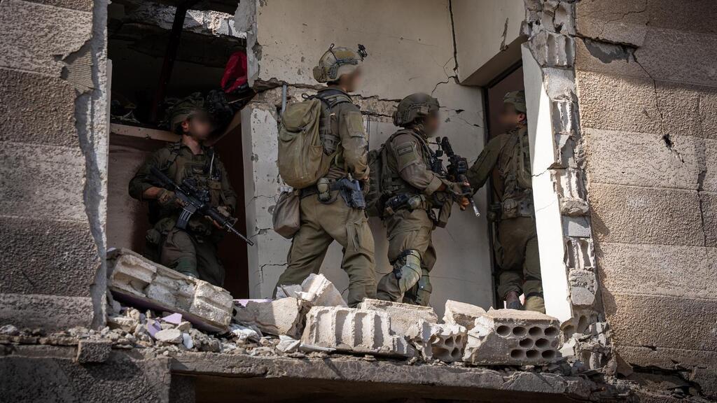 IDF operations in Bint Jbeil (Photo: IDF) פעילות כוחות צה"ל ל בבינת ג'בייל