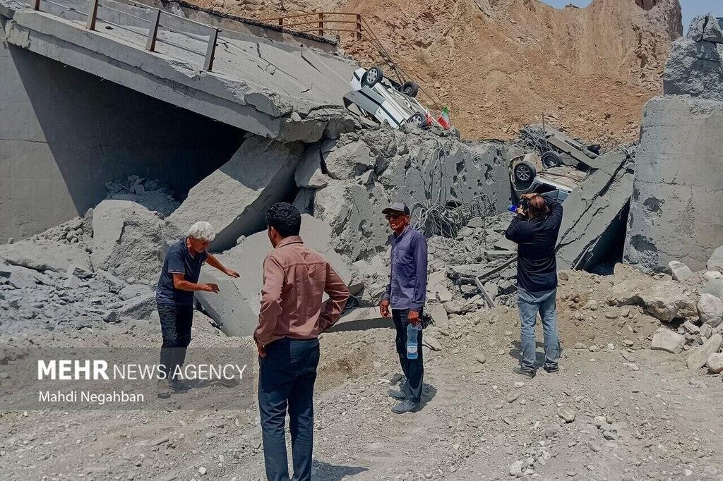 A bridge in Iran's Bandar Abbas struck by US forces גשר בנדר עבאס רודאן שהותקף באיראן