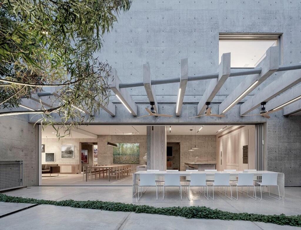 Ronnie Alroy Architects (Photo: Amit Geron) a