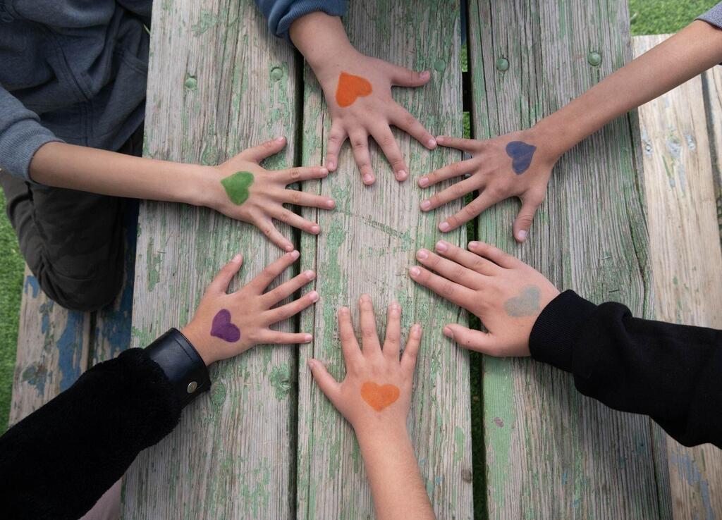Today, approximately 400 specially trained personnel—known as Mentors—provide continuous support to children for three consecutive years (Photo: Courtesy) Today, approximately 400 specially trained personnel—known as Mentors—provide continuous support to children for three consecutive years
