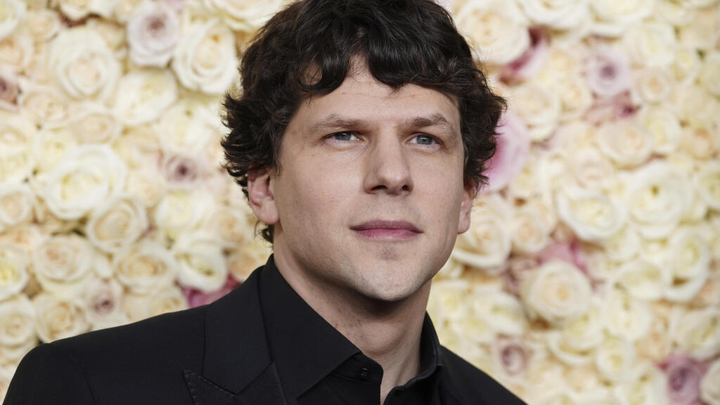 Jesse Eisenberg (Photo: Jordan Strauss/Invision/AP) ג'סי אייזנברג